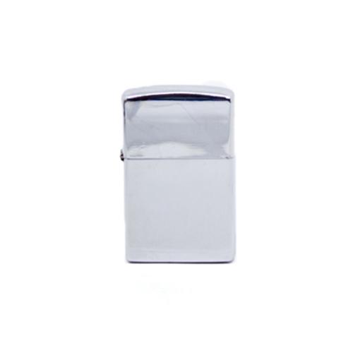 ISQUEIRO TIPO ZIPPO CROMADO E LISO